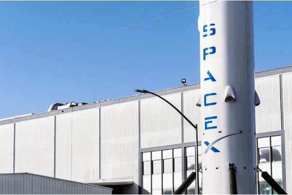 SpaceX获迄今为止最大融资，估值将达约3184亿元